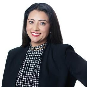 Karina Headshot